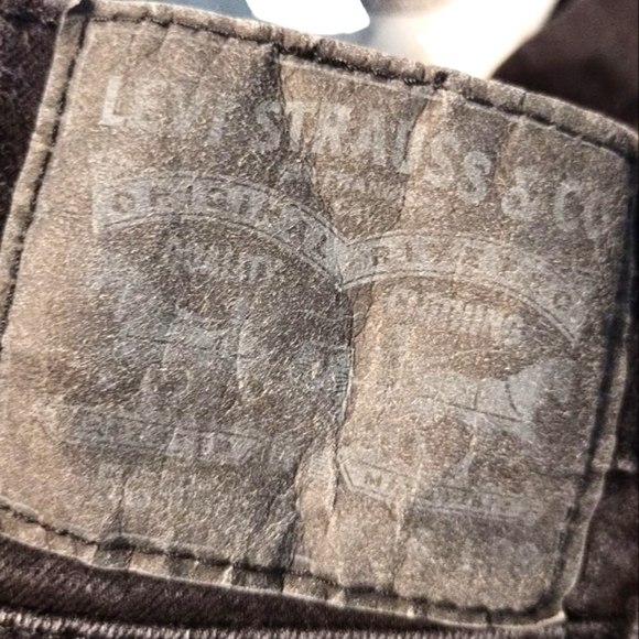 Levi's  Denim Jeans 501 - Picture 7 of 9
